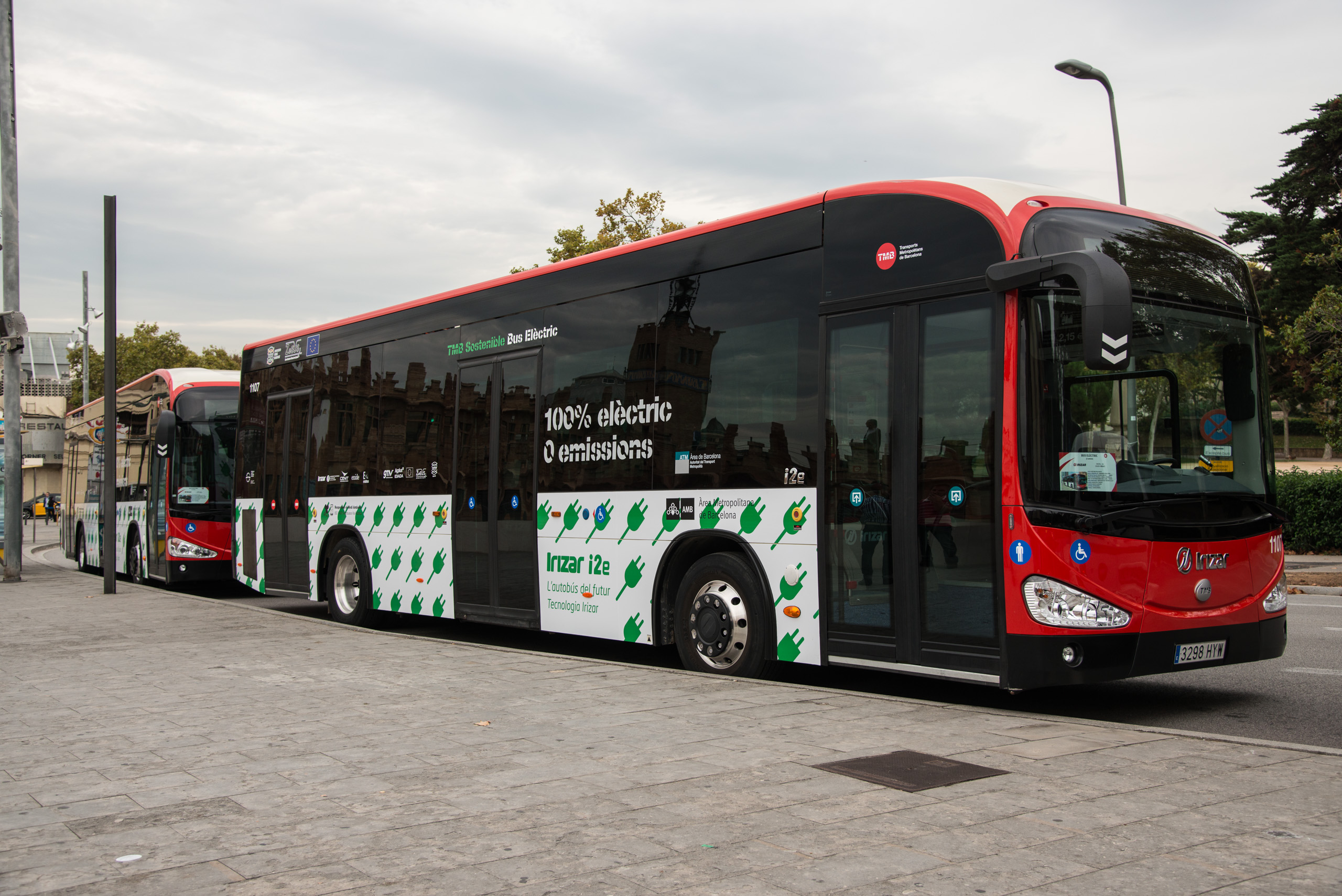 02 the i2e irizar buses were presented